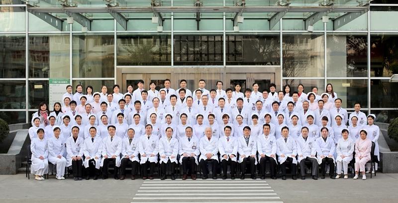 上海交大陳萬濤教授和邱蔚六院士團隊： “腫瘤蛋白標志物智能診斷儀器（系統）”助力我國腫瘤精準醫療